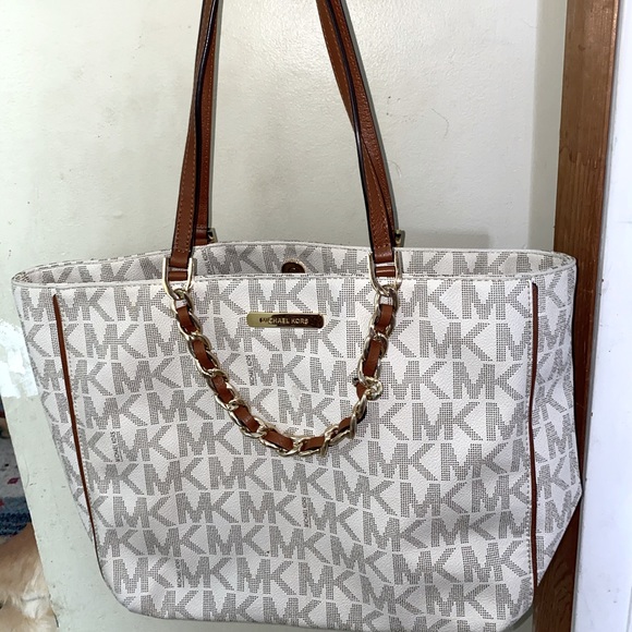 Michael kors bag - Picture 1 of 4